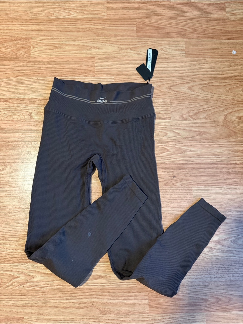 SKIMS Ribbed Seamless Leggings — phoenix